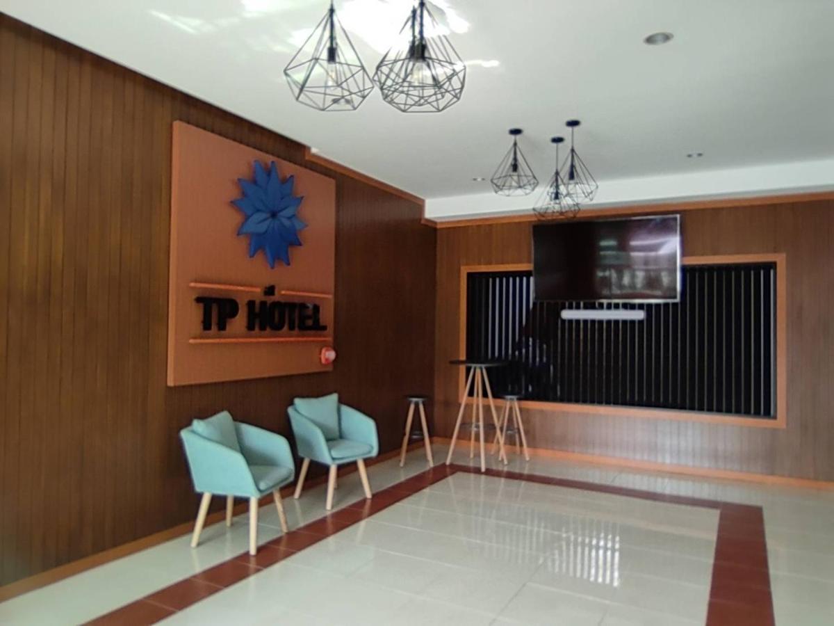 At Tp Hotel Phetchabun Exteriör bild